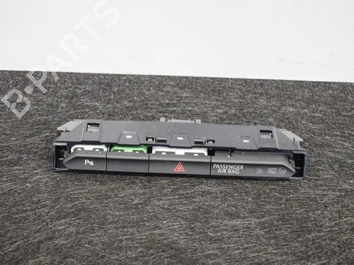 Used Switch VW PASSAT B8 (3G2, CB2) 2.0 TDI (150 hp) 6745024