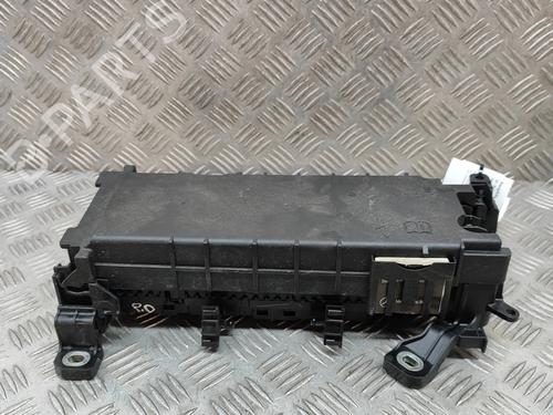 Used Fuse box Fuse box MERCEDES-BENZ CLA Shooting Brake (X117) CLA 200 CDI / d (117.908) (136 hp) 16872886 16872886