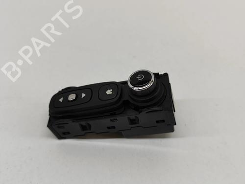 BP19076435I30 main image