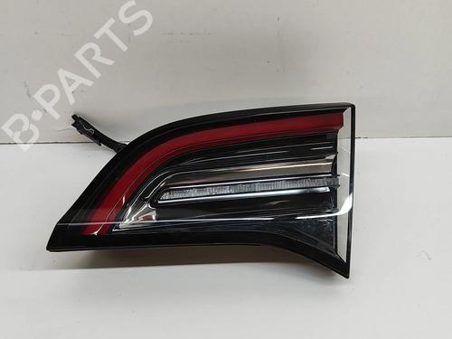 Right tailgate light TESLA MODEL 3 (5YJ3) EV Performance AWD | BP27779756C80 