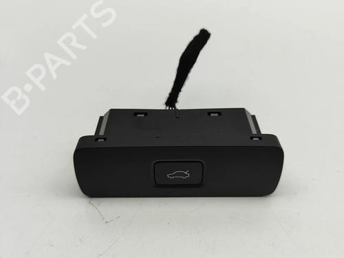 switch-polestar-polestar-2-534-2019-27798361 main image