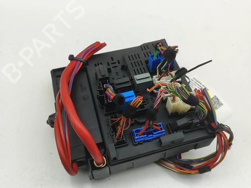 Used Fuse box Fuse box BMW Z4 Roadster (E85) 2.5 i (192 hp) 33381944 33381944