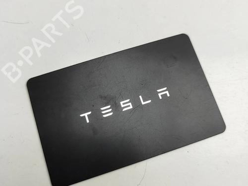 Elektronisk modul TESLA MODEL Y (5YJY) Long Range All-wheel Drive | BP30856858M83