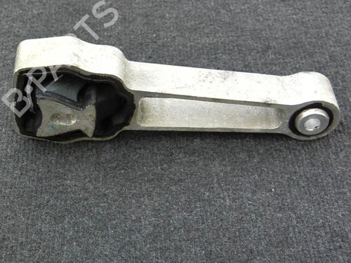 Used Engine mount VOLVO XC60 I SUV (156) D5 AWD (215 hp) 6729115