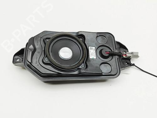 Speaker ASTON MARTIN DBX 4.0 All-wheel Drive | BP36809453E2 - Image 3