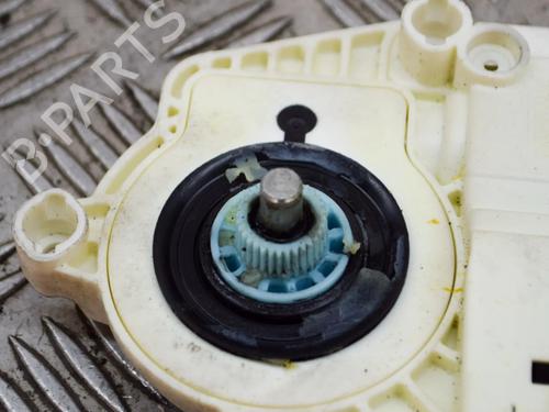 Left front window motor LAND ROVER DISCOVERY IV (L319) 3.0 SDV6 4x4 | BP9628023E21 