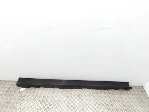 right-sideskirt-mercedes-benz-eqb-x243-2021-39565942 main image