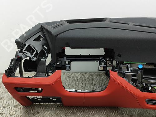 Dashboard BMW XM (G09) XM All-wheel Drive | BP32213468C46 