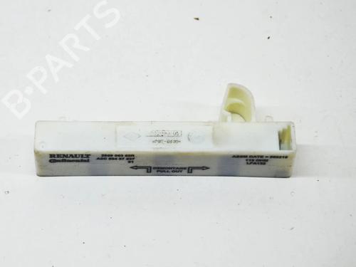 Elektronisk modul RENAULT ZOE (BFM_) ZOE (92 hp) 8353538