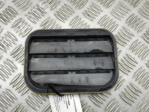 Grill Grill VOLVO V70 III (135) D4 (181 hp) 33375900 33375900