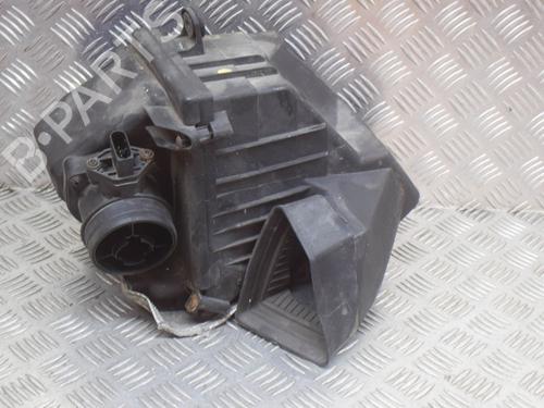 Used Air filter box VW PHAETON (3D1, 3D2, 3D3, 3D4, 3D6, 3D7, 3D8, 3D9) 5.0 V10 TDI 4motion (313 hp) 7543086