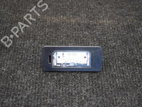 Used Licence plate light BMW 5 (F10) 520 d (190 hp) 14667136