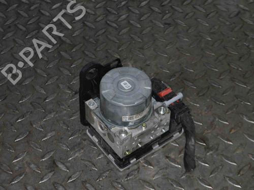 ABS Bremseaggregat AUDI Q2 (GAB, GAG) 30 TDI (116 hp) 30218586
