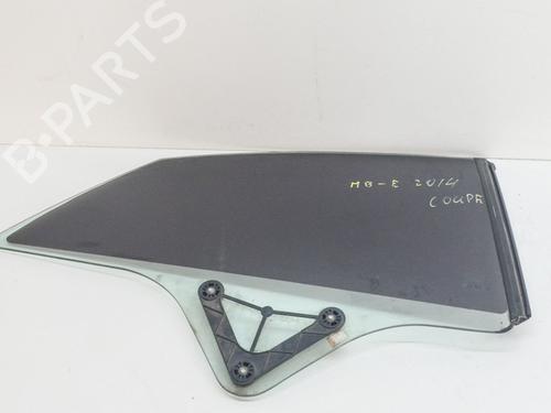 Used Rear right quarter glass LAND ROVER DISCOVERY IV (L319) 3.0 TD 4x4 (245 hp) 8836435