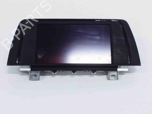 Display monitor BMW 1 (F21) M 135 i | BP6757967C48