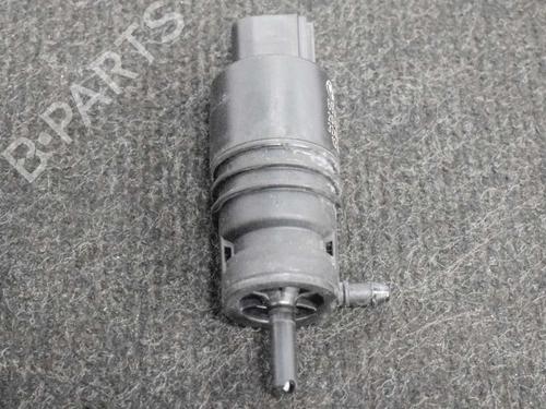 Used Washer pump Washer pump BMW 5 (F10) 520 d (184 hp) 14611644 14611644