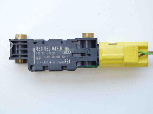 Capteur électronique AUDI A4 B7 (8EC) 2.0 TFSI (200 hp) 30236713