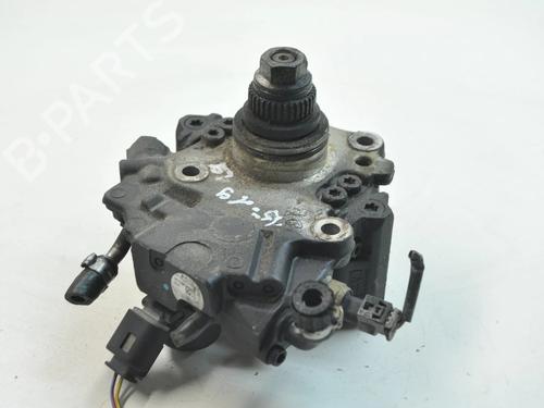 Used Fuel pump Fuel pump MERCEDES-BENZ E-CLASS (W212) E 220 CDI / BlueTEC (212.001, 212.002) (170 hp) 33339823 33339823