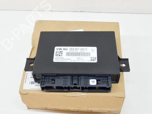 Used Engine control unit (ECU) AUDI Q5 (8RB) 2.0 TDI quattro (177 hp) 28547853