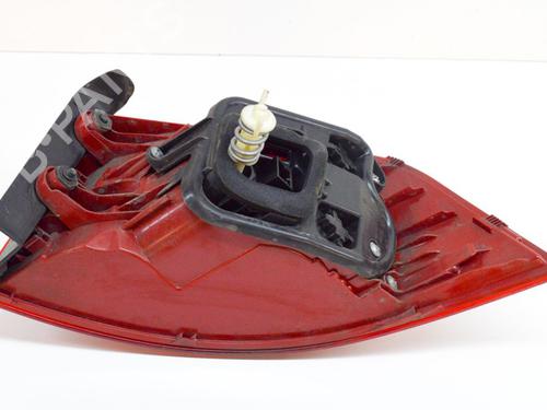 Left taillight VW PASSAT B7 Variant (365) 2.0 TDI | BP14646663C34 
