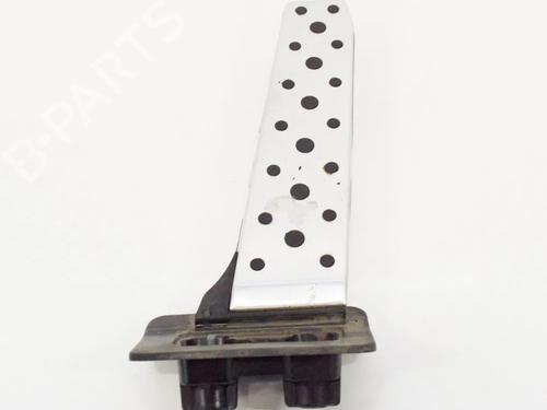 Used Pedal Pedal LEXUS IS III (_E3_) 300h (AVE30_, AVE30R) (223 hp) 6759428 6759428