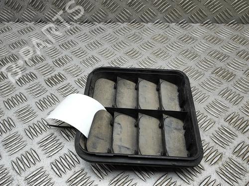 Used Grille Grille 38070628 38070628
