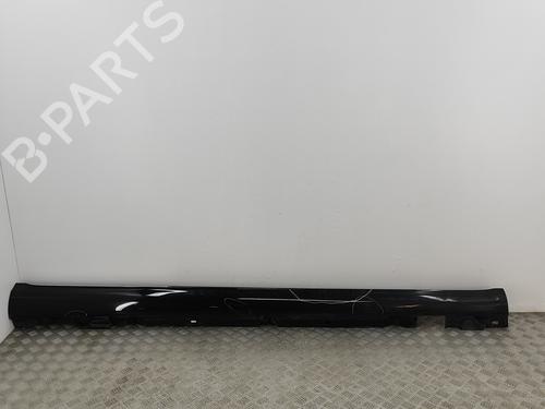 Używane Próg prawy MERCEDES-BENZ C-CLASS (W205) C 350 e (205.047) (279 hp) 30154993