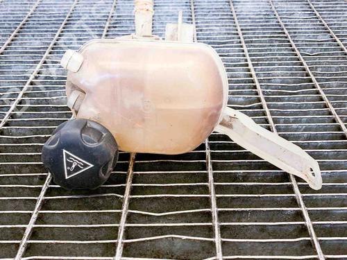 Used Expansion tank PEUGEOT 508 I (8D_) 1.6 HDi (112 hp) 7735550