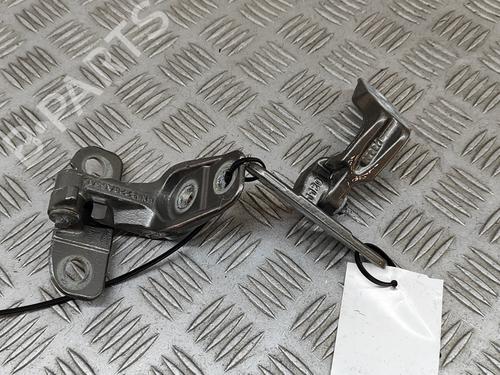 Used Hinge/Door check strap JAGUAR F-TYPE Coupe (X152) 5.0 SCV8 R AWD (551 hp) 25787745