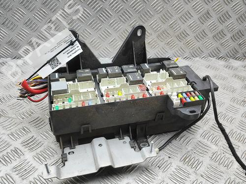 Fuse box JAGUAR XE (X760) 2.0 D | BP36564981E1 - Image 2