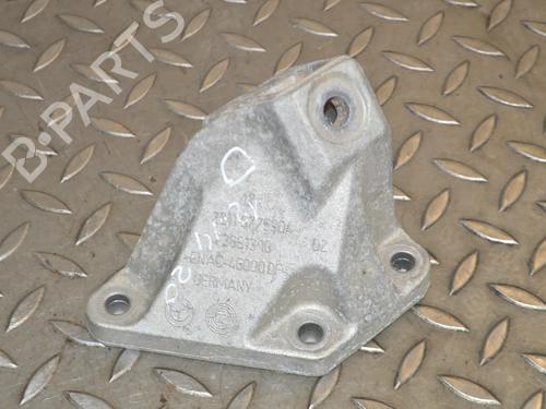 Used Engine mount Engine mount BMW 6 Coupe (F13) 650 i (449 hp) 33347231 33347231