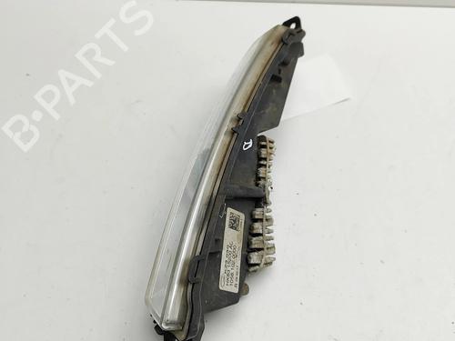 Right front fog light LAND ROVER DISCOVERY V (L462) 3.0 D 4x4 | BP33882991C31 - Image 2