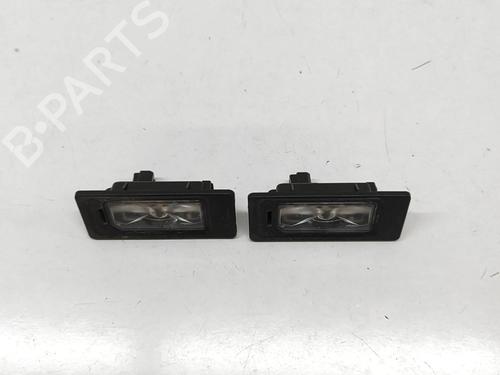 licence-plate-light-audi-a4-b9-avant-8w5-8wd-2015-33374496 main image