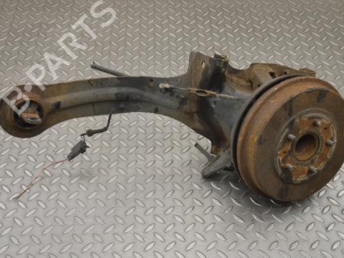 Used Right rear steering knuckle Right rear steering knuckle FORD FOCUS III 1.0 EcoBoost (100 hp) 33354961 33354961