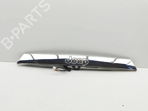 Used Tailgate trim Tailgate trim JEEP GRAND CHEROKEE IV (WK, WK2) 3.0 CRD V6 4x4 (241 hp) 33385973 33385973