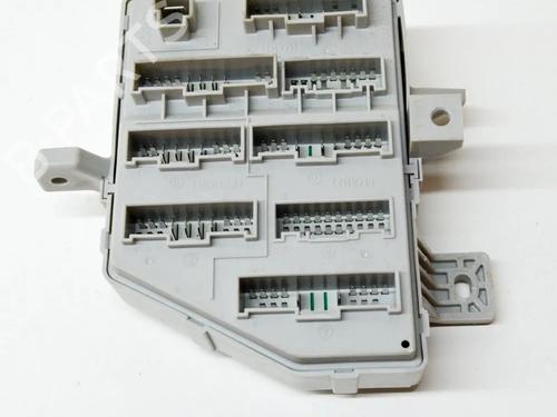Used Fuse box Fuse box KIA CARENS III MPV (UN) 2.0 CVVT (144 hp) 8624823 8624823