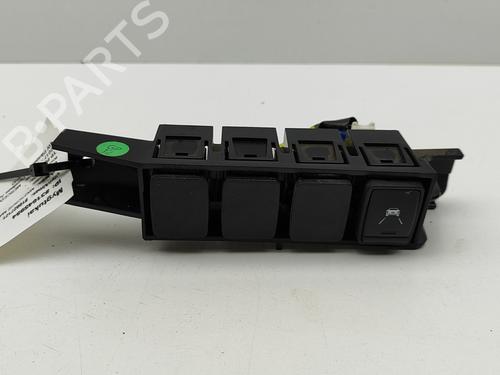 Used Switch MERCEDES-BENZ X-CLASS (470) X 250 d (470.230) (190 hp) 28435034