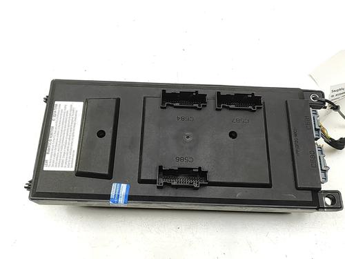 Fuse box LAND ROVER DISCOVERY SPORT (L550) 2.0 D 4x4 | BP30596180E1