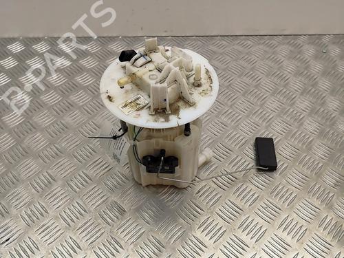 Used Fuel pump BMW 7 (F01, F02, F03, F04) 730 d (211 hp) 16872855