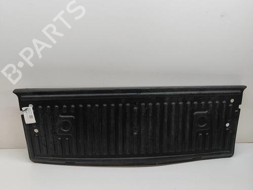 Used Boot lining Boot lining TOYOTA HILUX VIII Pickup (_N1_) 2.4 D 4WD (GUN125_, GUN125R) (150 hp) 16535587 16535587