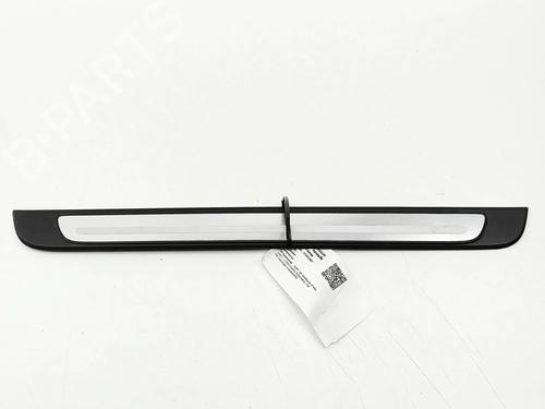 Used Right sideskirt Right sideskirt 38800431 38800431