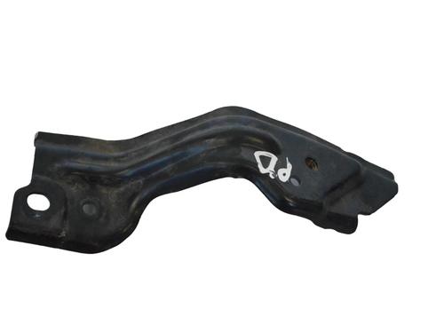 Used Front bumper bracket Front bumper bracket LEXUS NX (_Z1_) 300h AWD (AYZ15_) (155 hp) 33365204 33365204