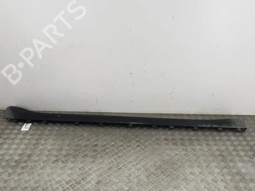 Høyre side kjol TESLA MODEL Y (5YJY) EV Performance All-wheel Drive (462 hp) 31648821