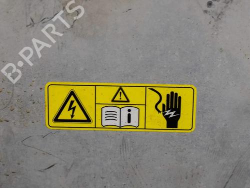 Electronic module TESLA MODEL S (5YJS) 70D AWD | BP33396286M83 - Image 2