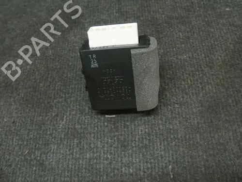 Used Electronic module LEXUS CT (ZWA10_) 200h (ZWA10_) (99 hp) 6720285