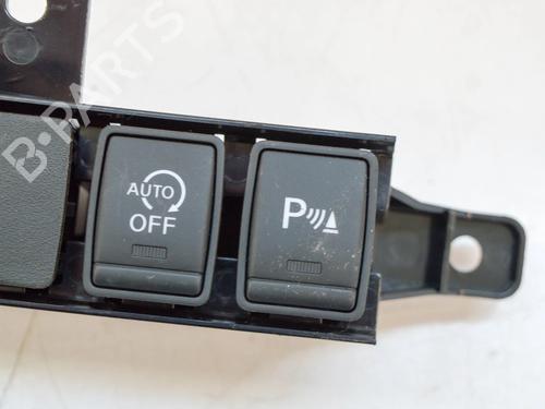 Switch NISSAN QASHQAI II (J11, J11_) 1.2 DIG-T | BP6750206I30