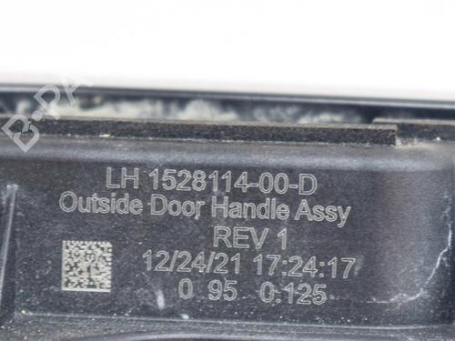 Front left exterior door handle TESLA MODEL 3 (5YJ3) EV Performance AWD | BP27761996C128 