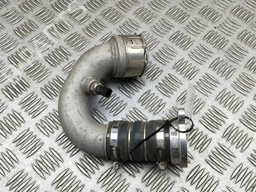 Used Pipe VOLVO V60 II (225) B6 Mild-Hybrid AWD (299 hp) 31217463