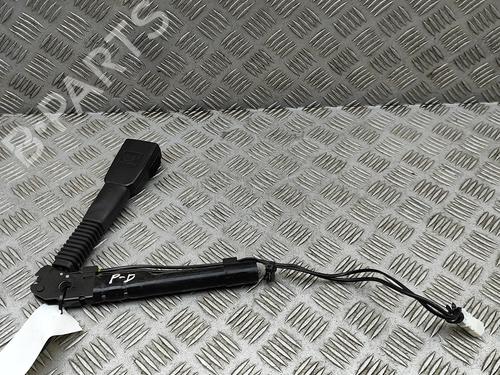 Used Seat buckle BMW 3 (F30, F80) 330 d xDrive (258 hp) 31113211