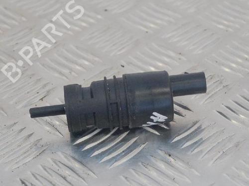 Used Washer pump BMW 3 Touring (E91) 320 i (156 hp) 14657012